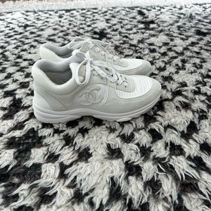 Chanel sneaker